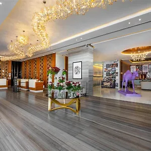 Radisson Blu Hotel, Waterfront דובאי